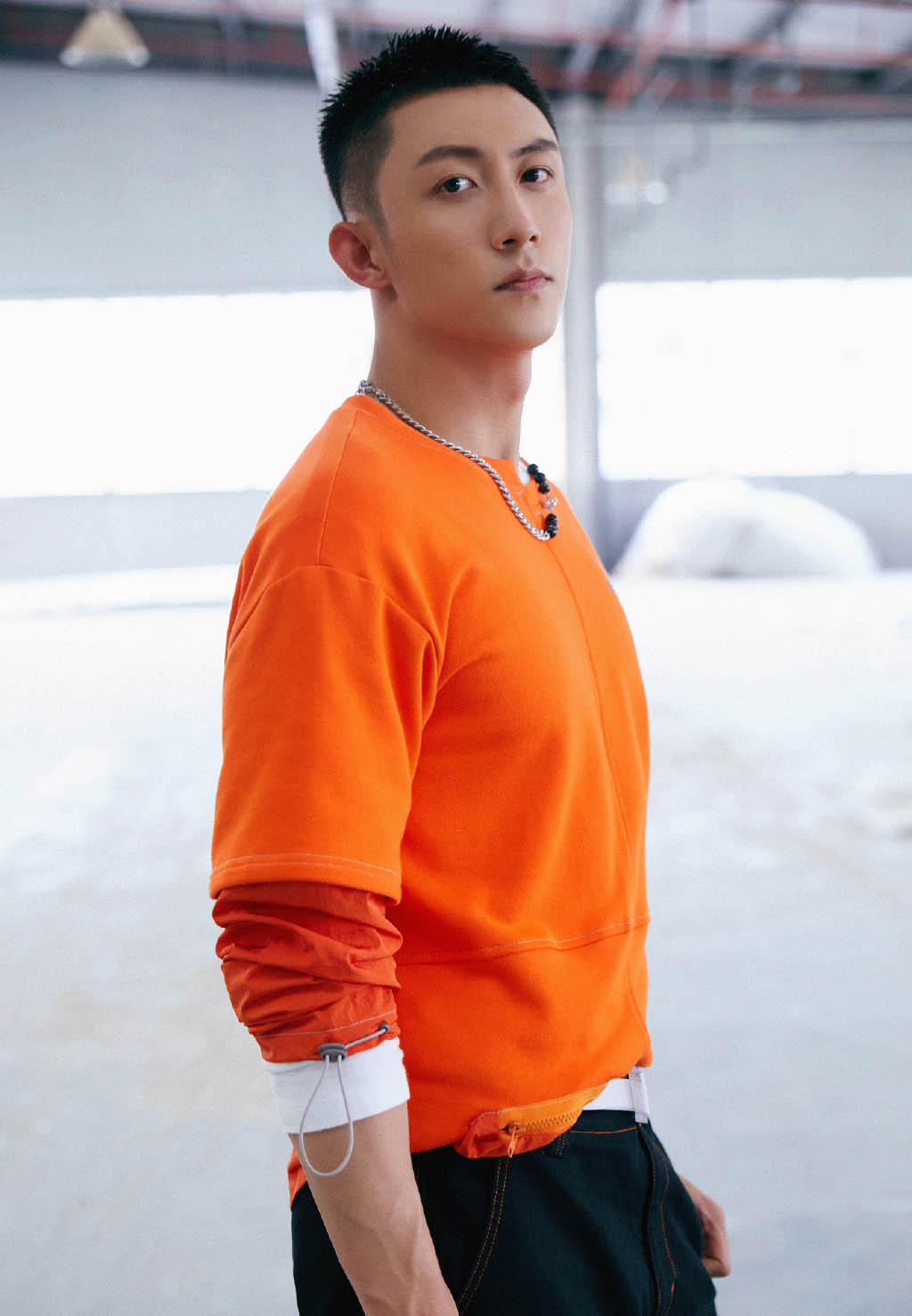 高清辽宁省丹东市男明显黄景瑜硬朗型男魅力写真图片图片