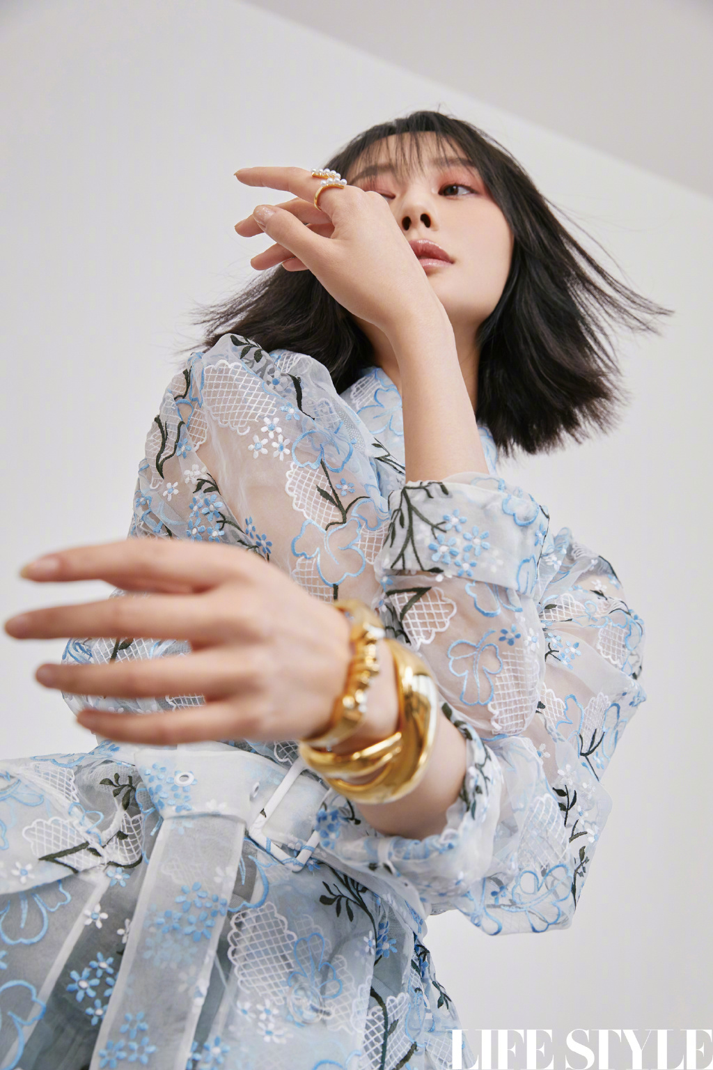 高清中国内地安徽芜湖女演员李纯舞蹈造型性感写真图片图片