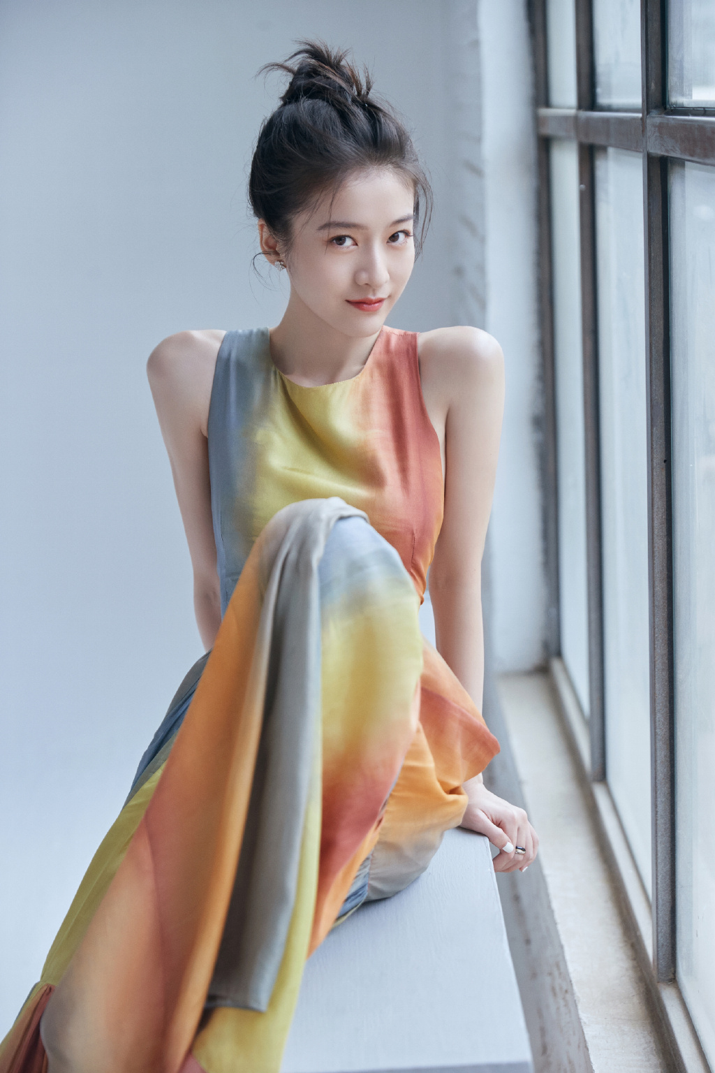 中国内地浙江省义乌女演员张雪迎时尚个性写真图片图片 中国内地浙江省义乌女演员张雪迎时尚个性写真图片图片