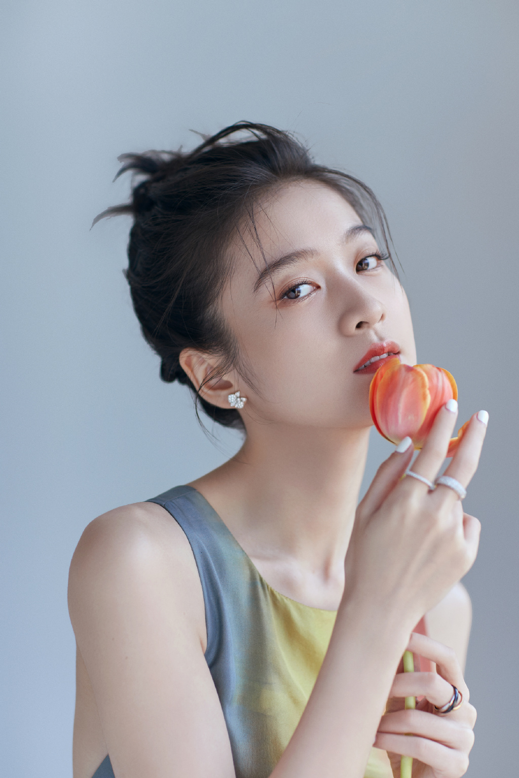 中国内地浙江省义乌女演员张雪迎时尚个性写真图片图片 中国内地浙江省义乌女演员张雪迎时尚个性写真图片图片