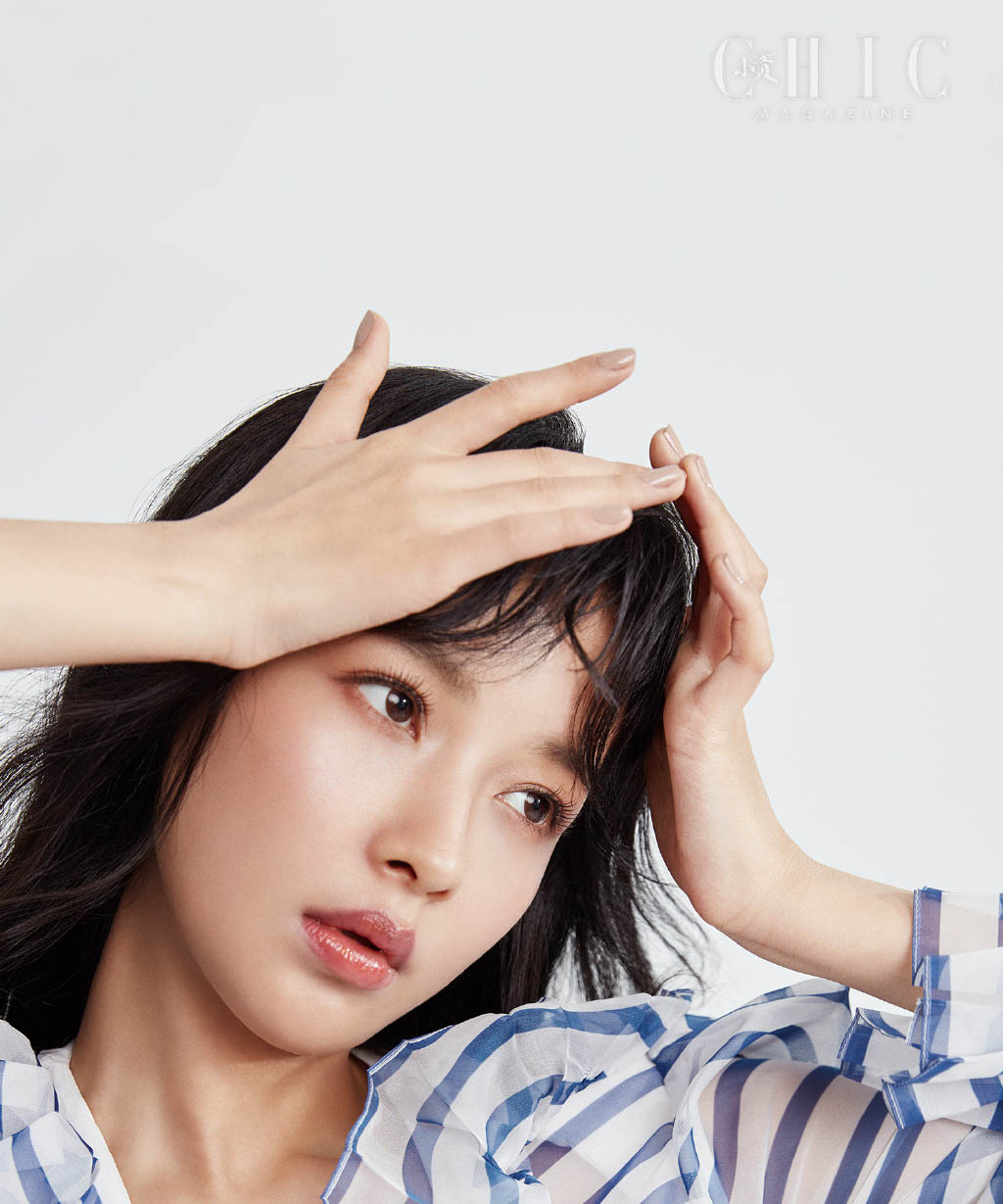 林省通化市集安女明星孙怡妩媚动人时尚写真大片图片
