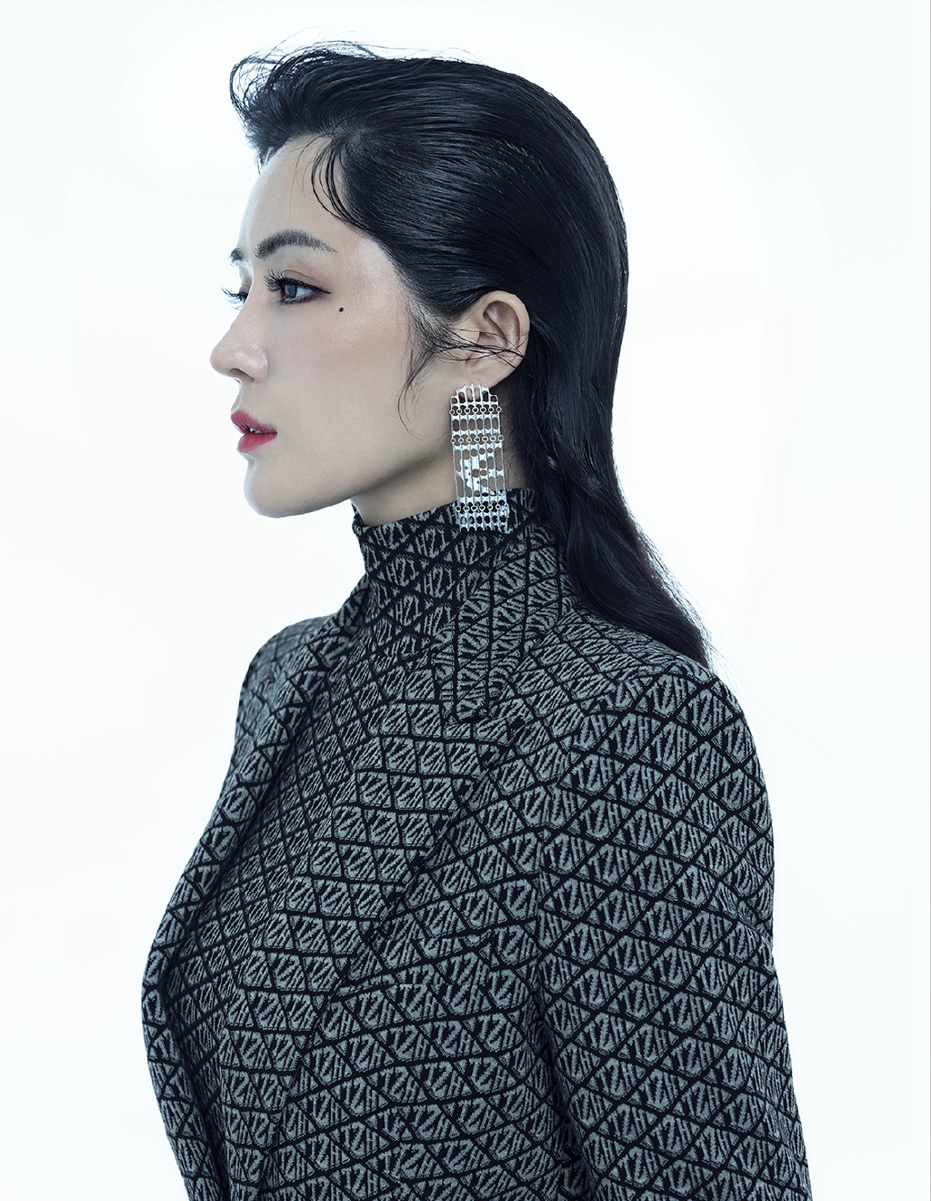 高清江西省萍乡美女汤晶媚时尚写真高清电脑壁纸图片