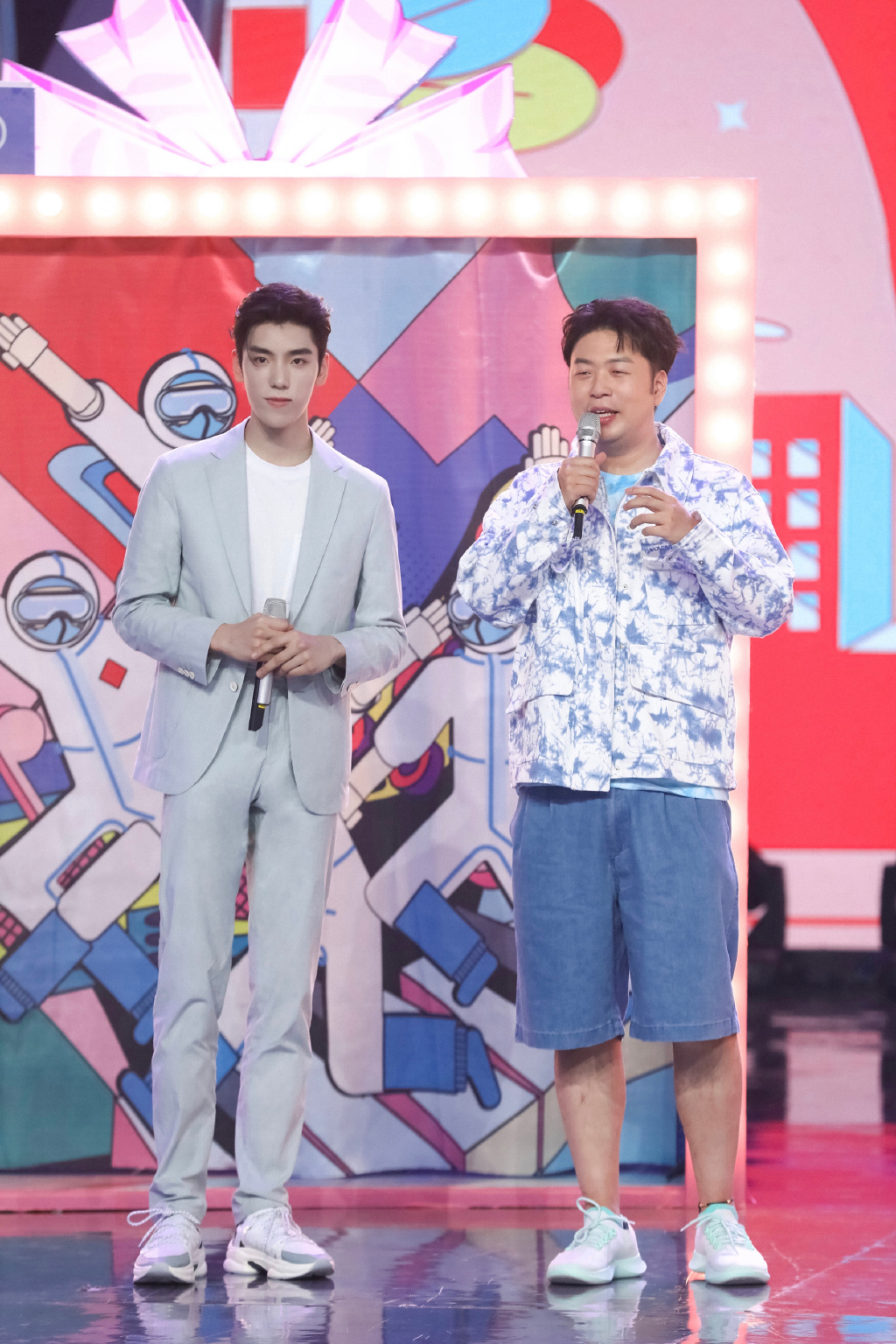 高清综艺杨幂《快乐大本营》高清图片图片