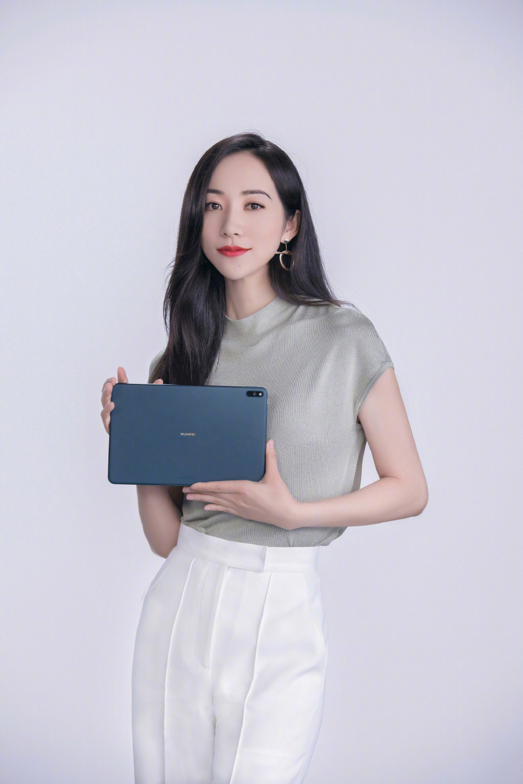 中国大陆江苏省苏州知名女演员韩雪高贵优雅活动写真图片图片