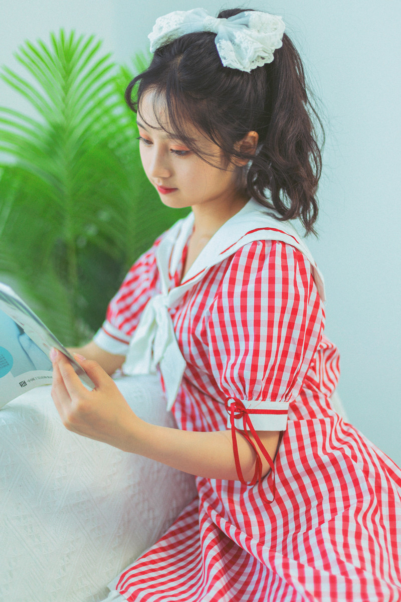 美女黄璐图片
