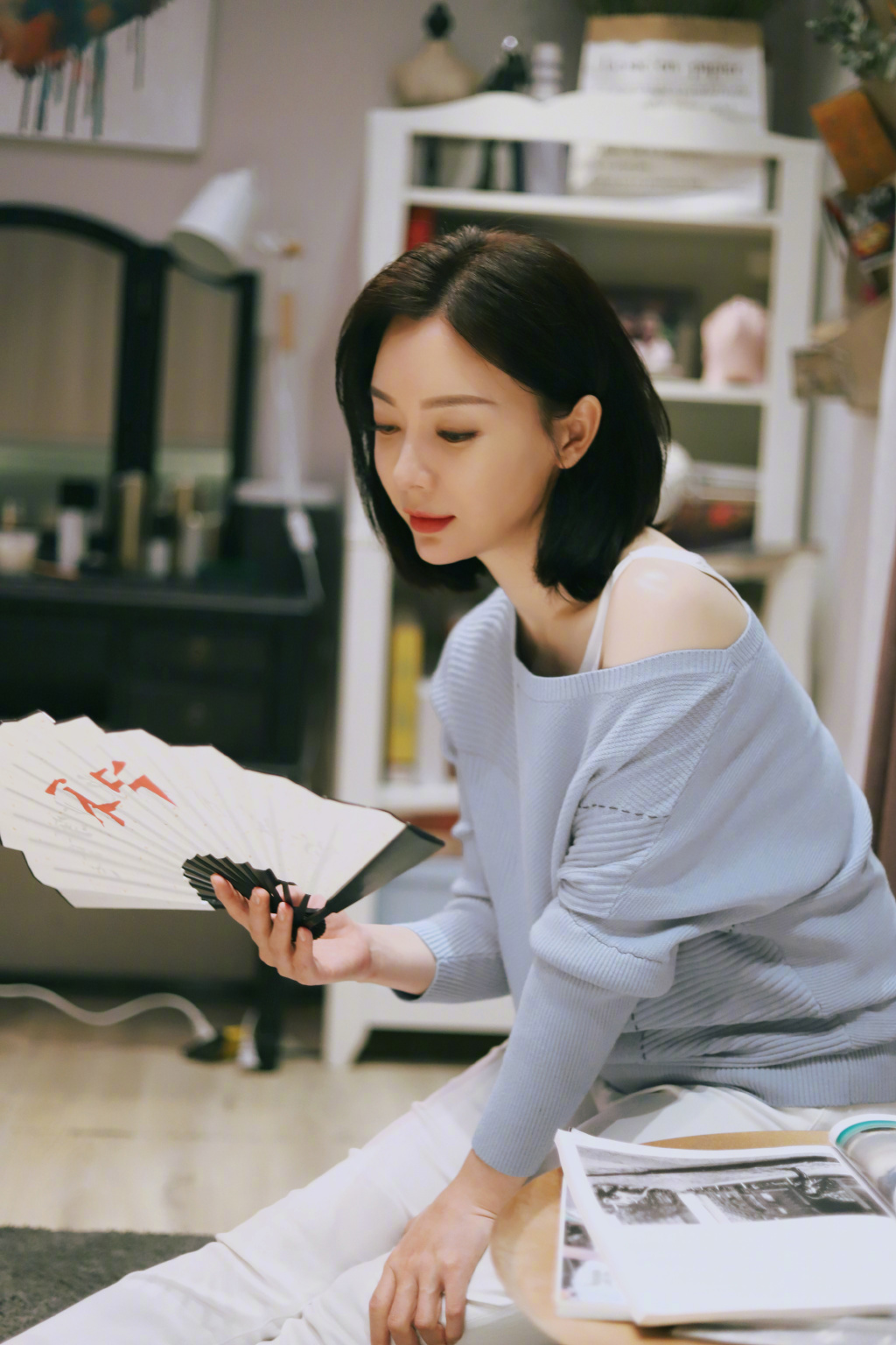 中国影视湖北黄石女演员性感红唇陈数彰显高贵冷艳图片