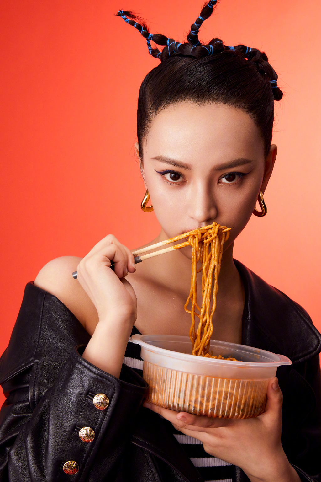 黄灿灿图片