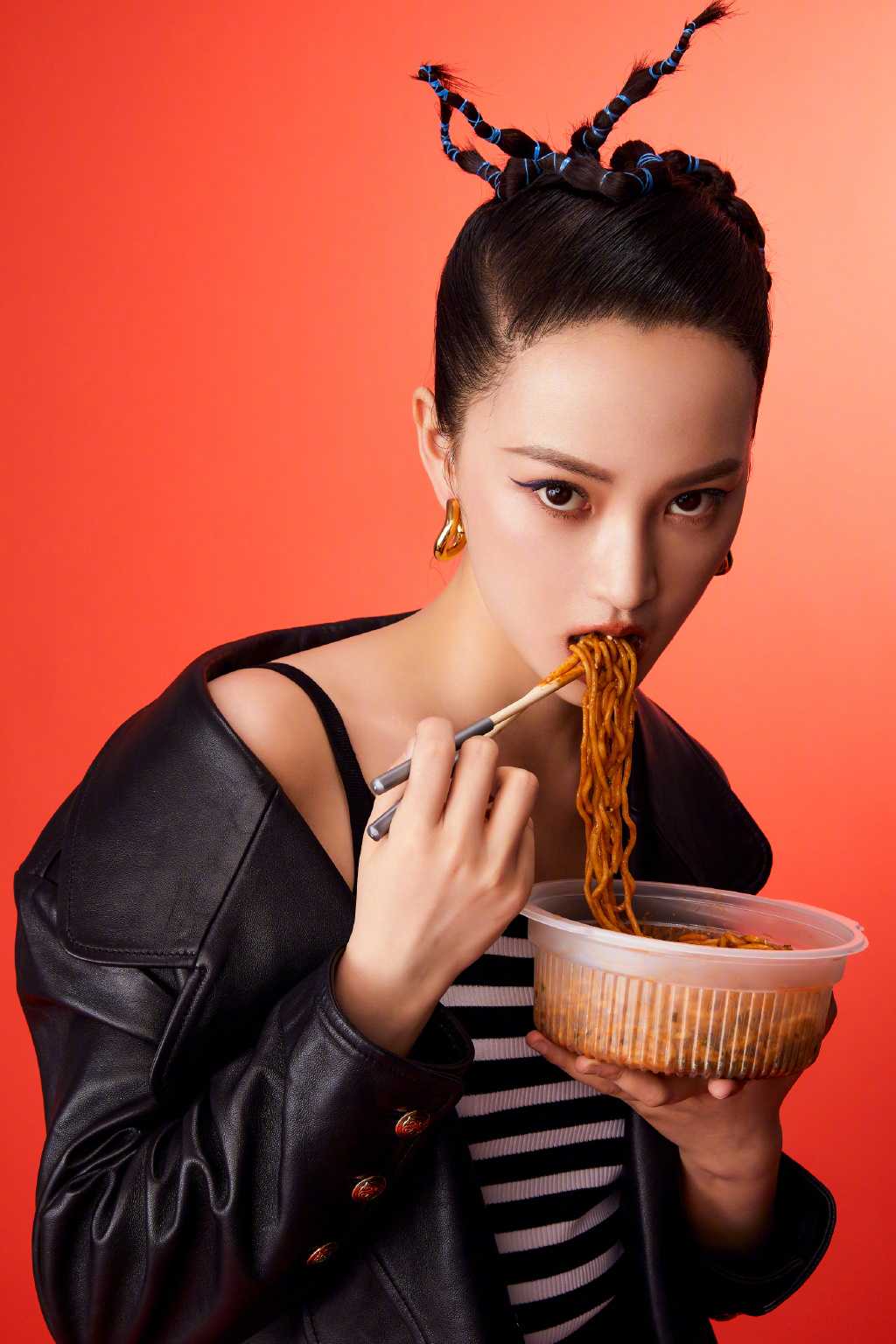 黄灿灿图片