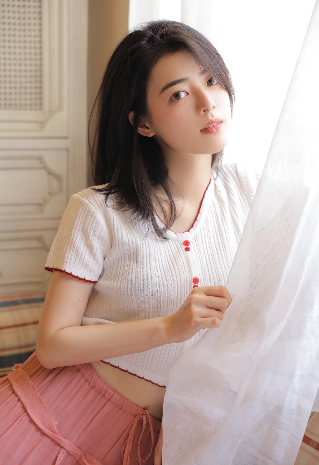 小蛮腰图片
