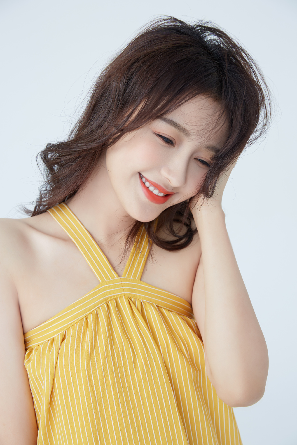 林省通化市集安女明星孙怡清新甜美写真桌面壁纸图片