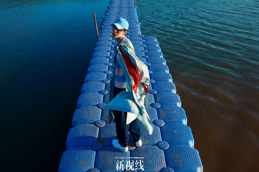 范丞丞金发西装写真图片图片