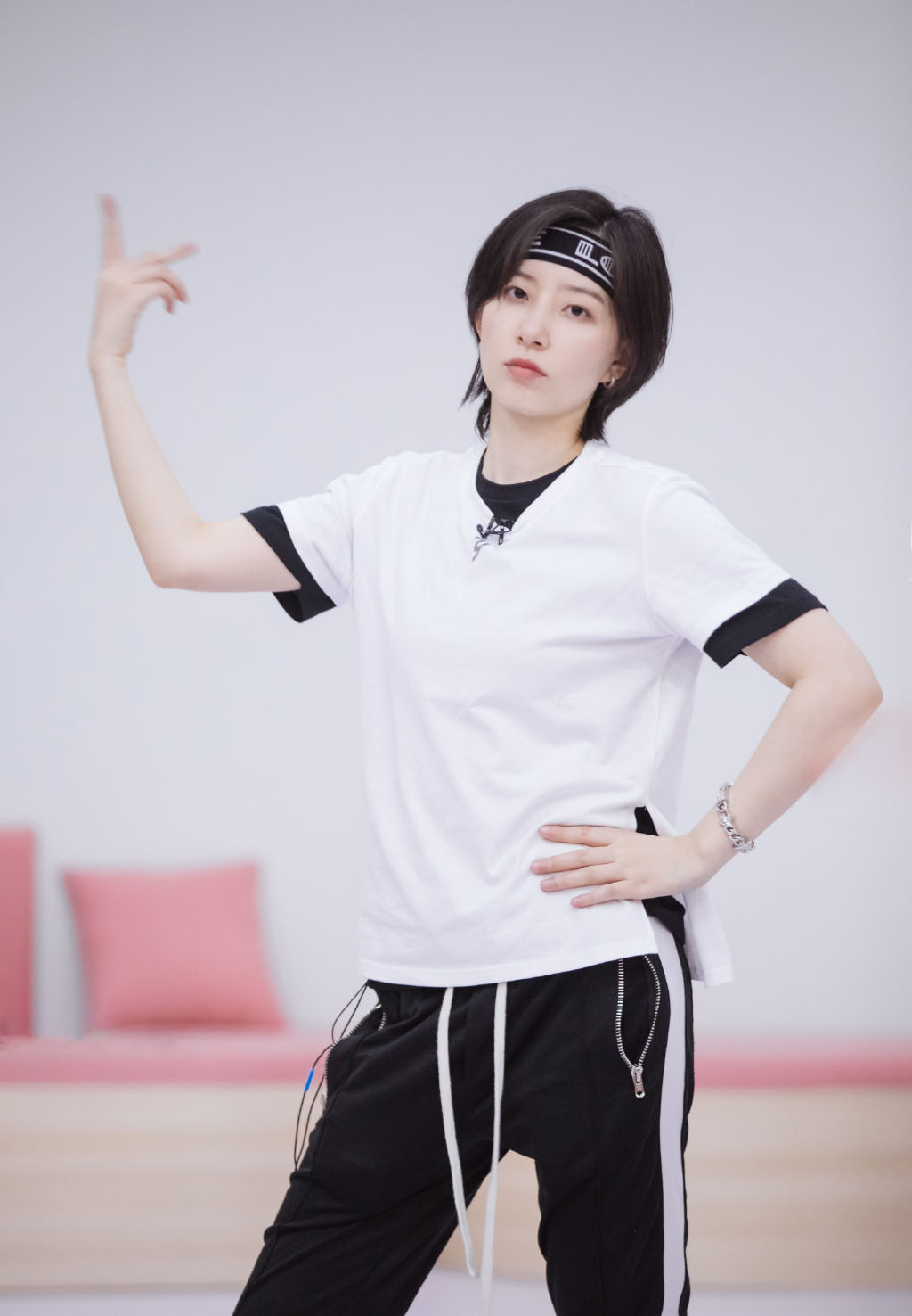 高清四川成都美女李斯丹妮杨文昊舞台照片图片