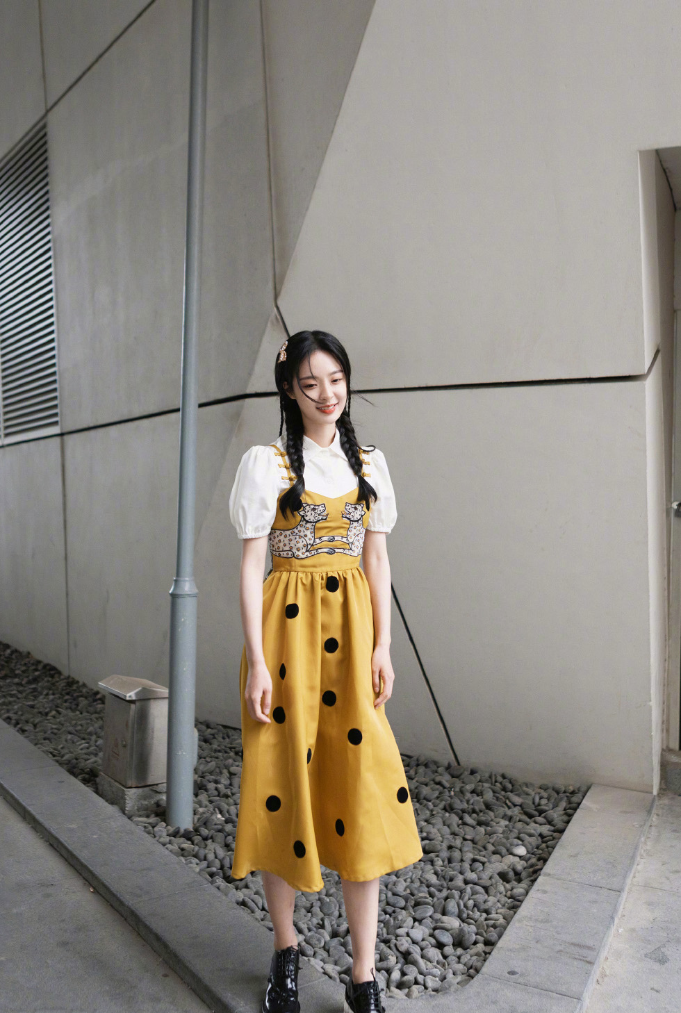 高清山东青岛美女李莎旻子甜美学院风写真图片图片 高清山东青岛美女李莎旻子甜美学院风写真图片图片