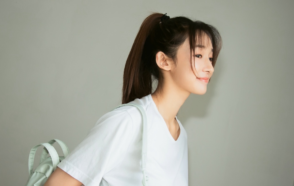 高清女明星李若宁清新养眼写真图片图片