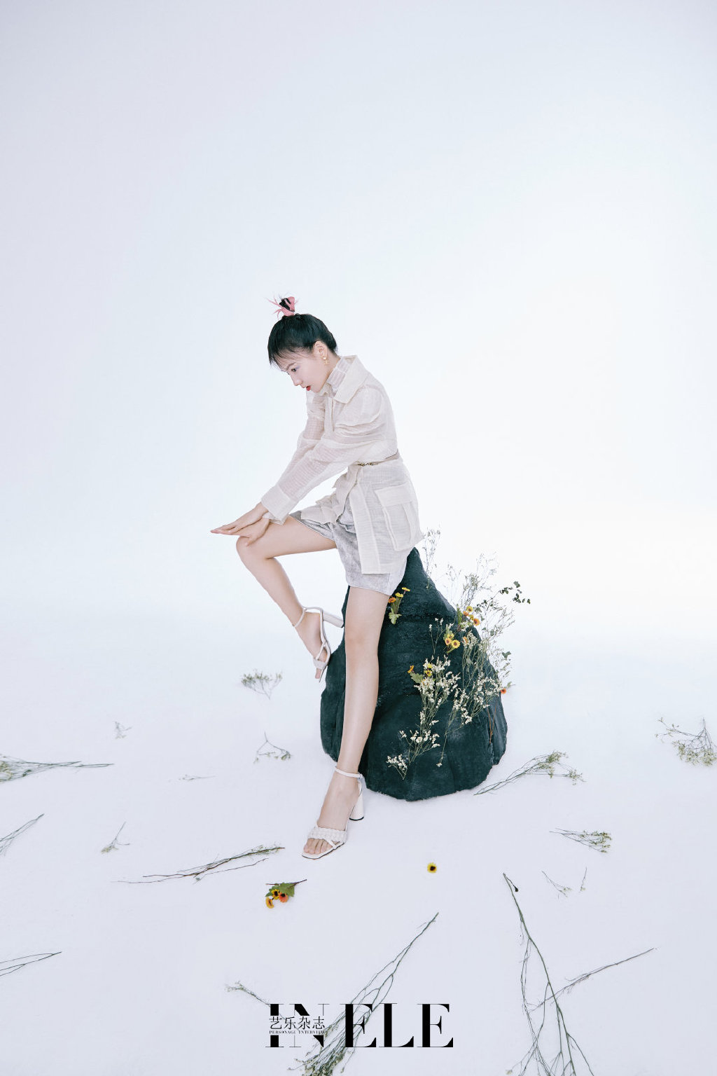 中国内地影视女演员林源天甜美元气写真图片图片