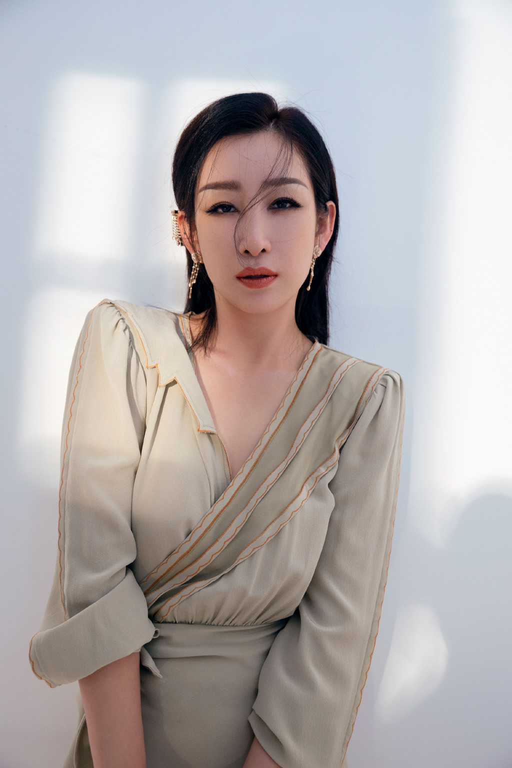 高清中国辽宁省营口女演员秦海璐写真图片图片