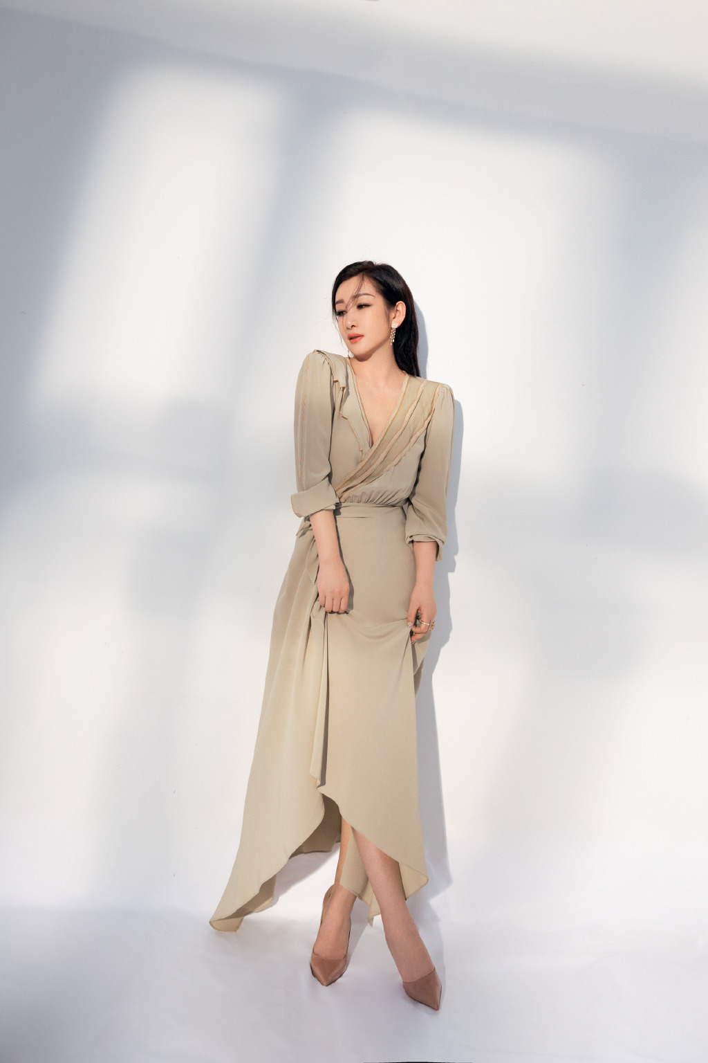 高清中国辽宁省营口女演员秦海璐写真图片图片