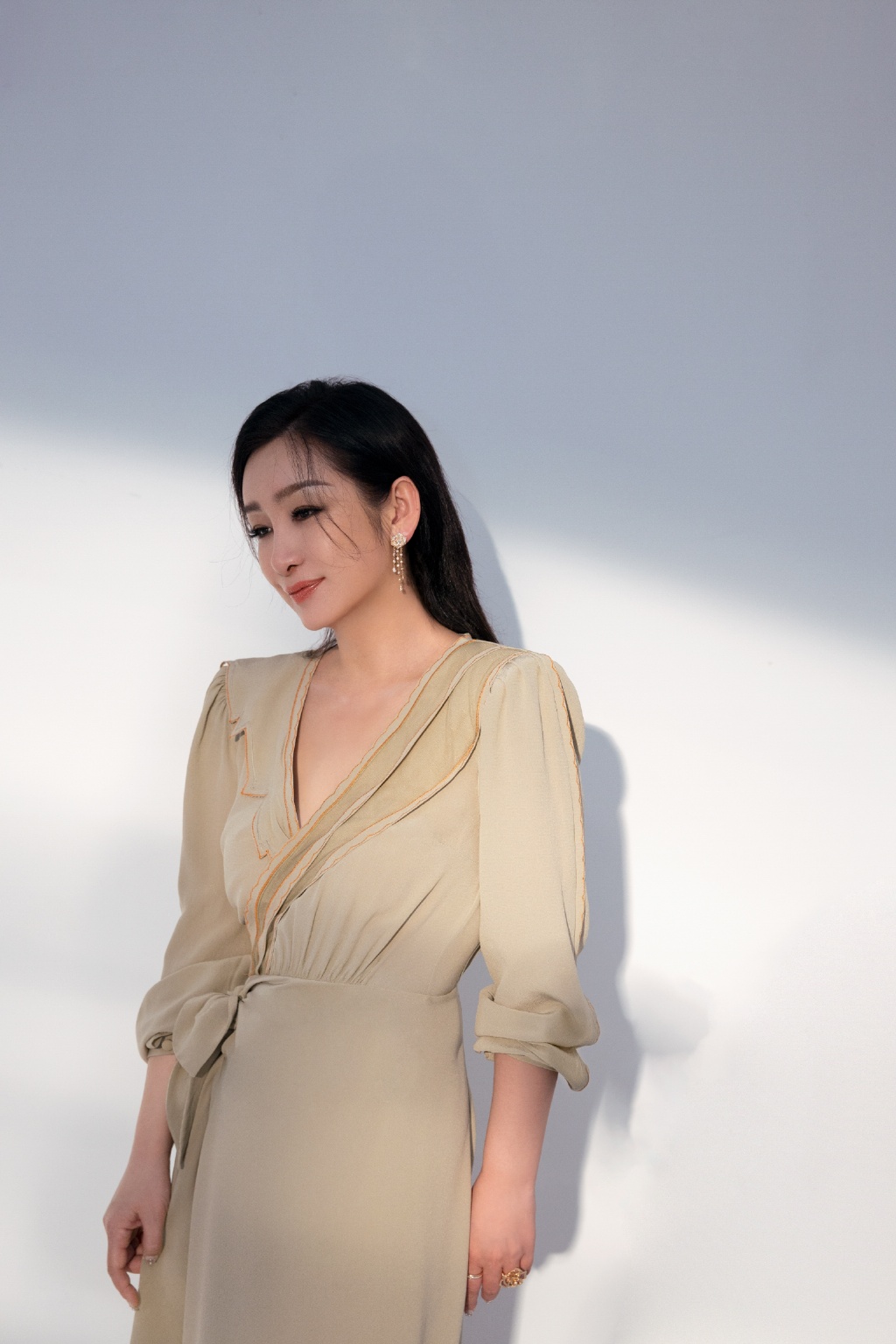 高清中国辽宁省营口女演员秦海璐写真图片图片