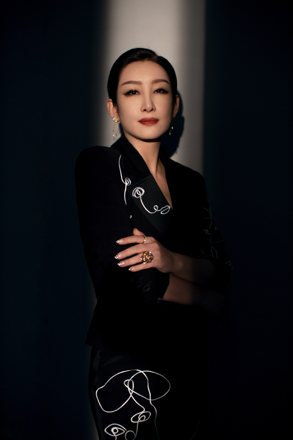 高清中国辽宁省营口女演员秦海璐写真图片图片