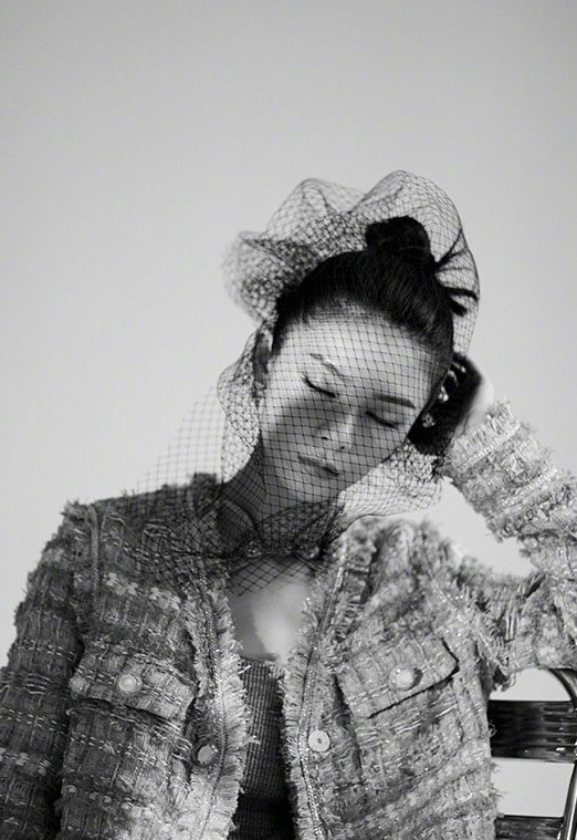 杨幂透视薄纱长裙妩媚性感写真图片图片