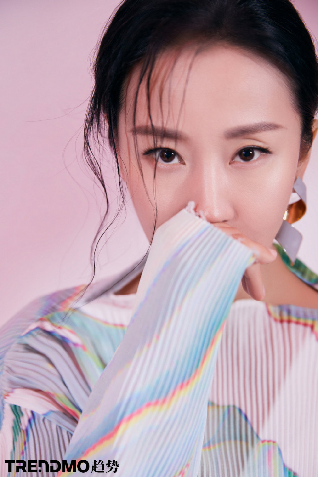 中国内地陕西省西安女演员苗圃《跨界歌王2》彩排图片图片