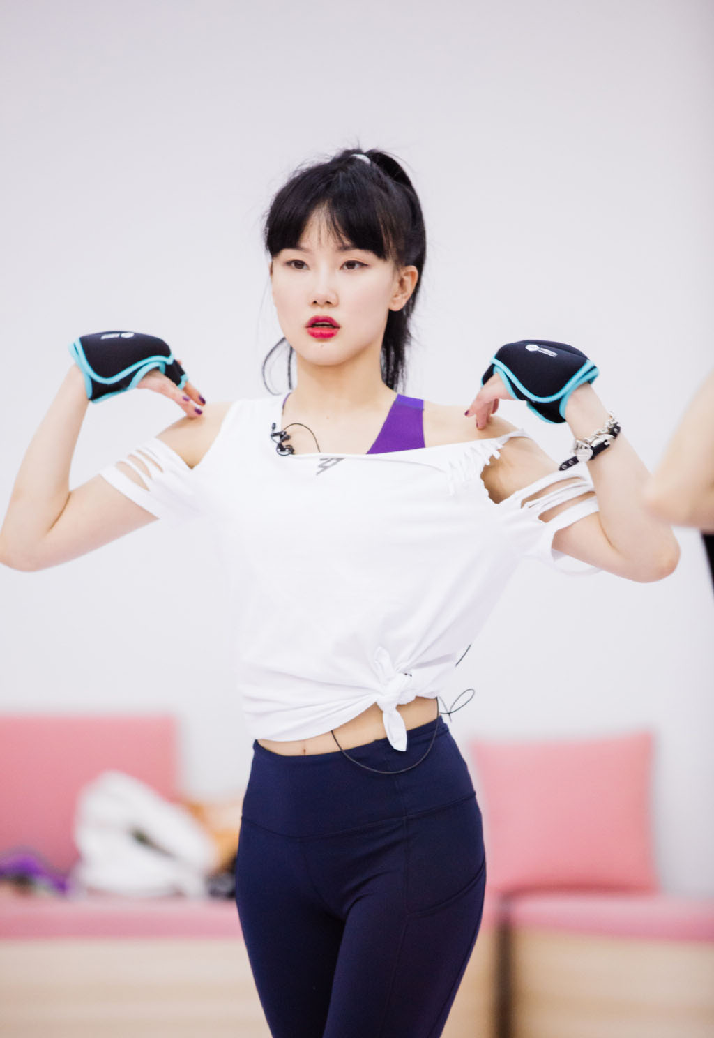 高清上海美女黄龄《乘风破浪的姐姐》第四期剧照图片图片