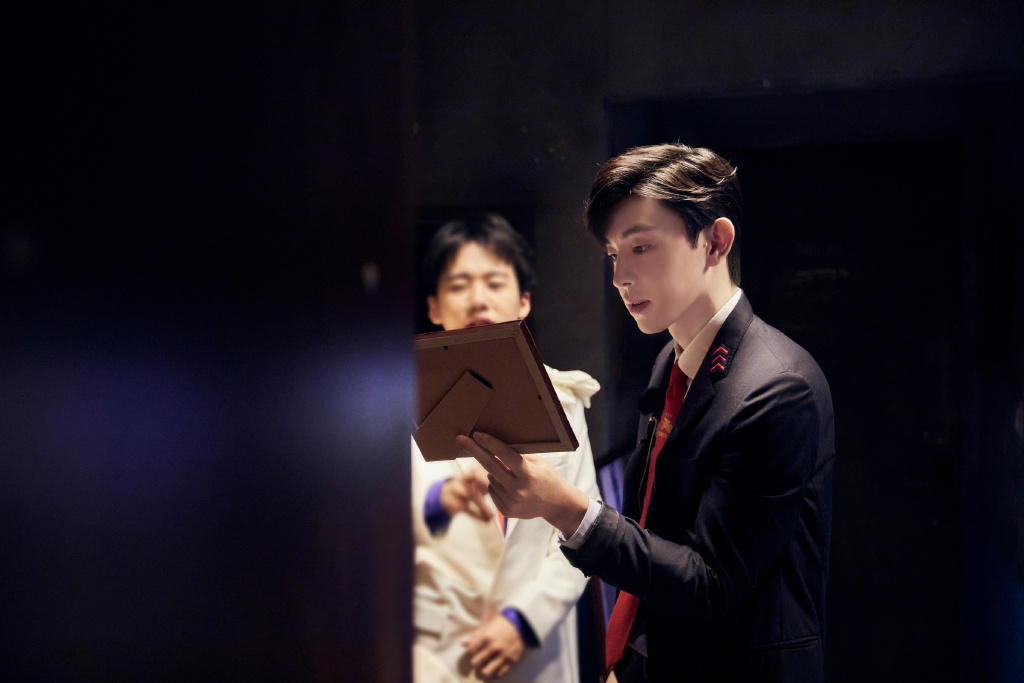 高清河北省石家庄男明显邓伦《一千零一夜》发布会帅气图片图片