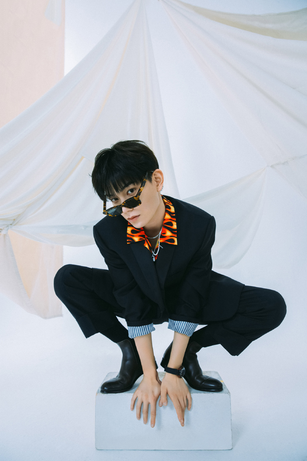 高清男明星丁禹兮最新帅气写真图片图片