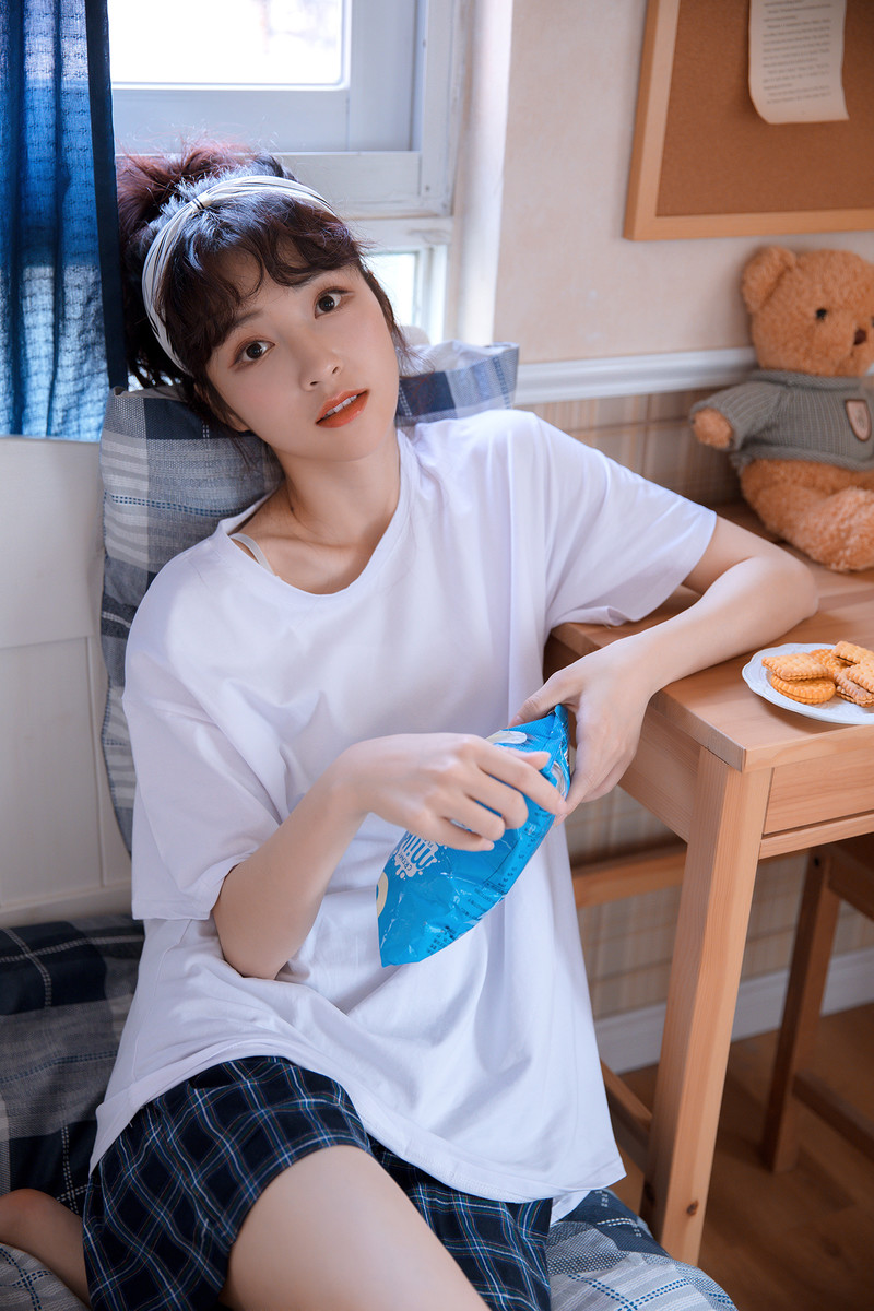 王楚然优雅迷人美艳写真图片图片