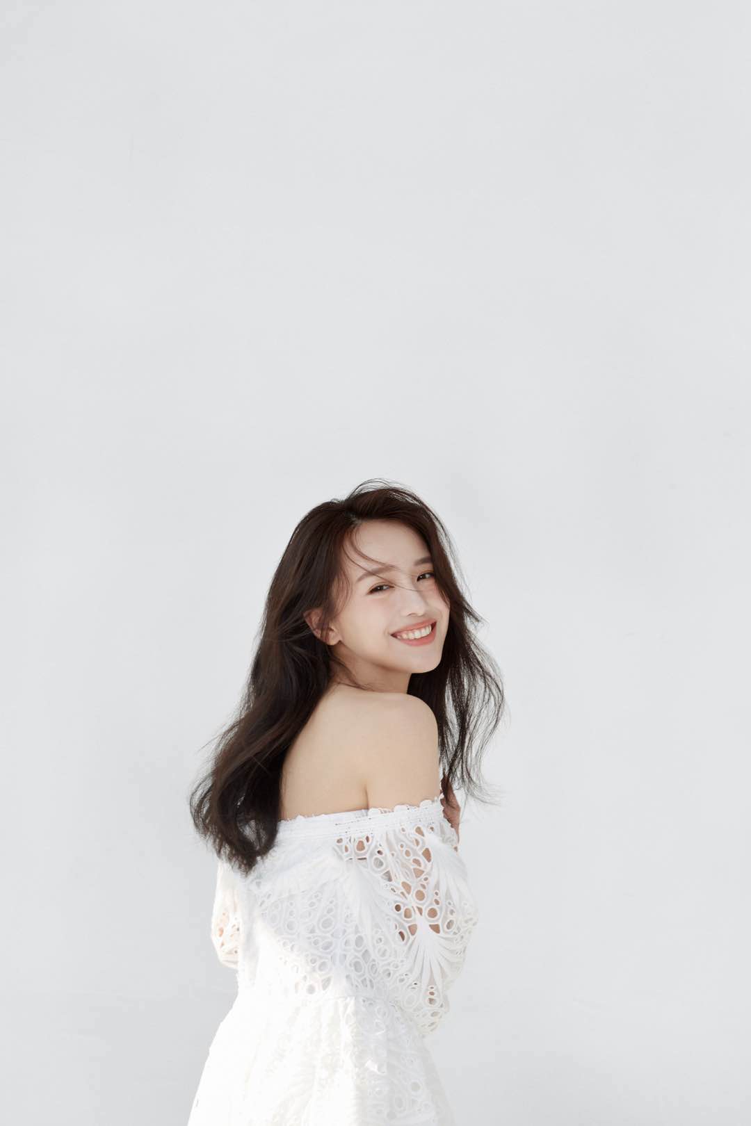 高清大陆女明星罗秋韵性感写真图片图片