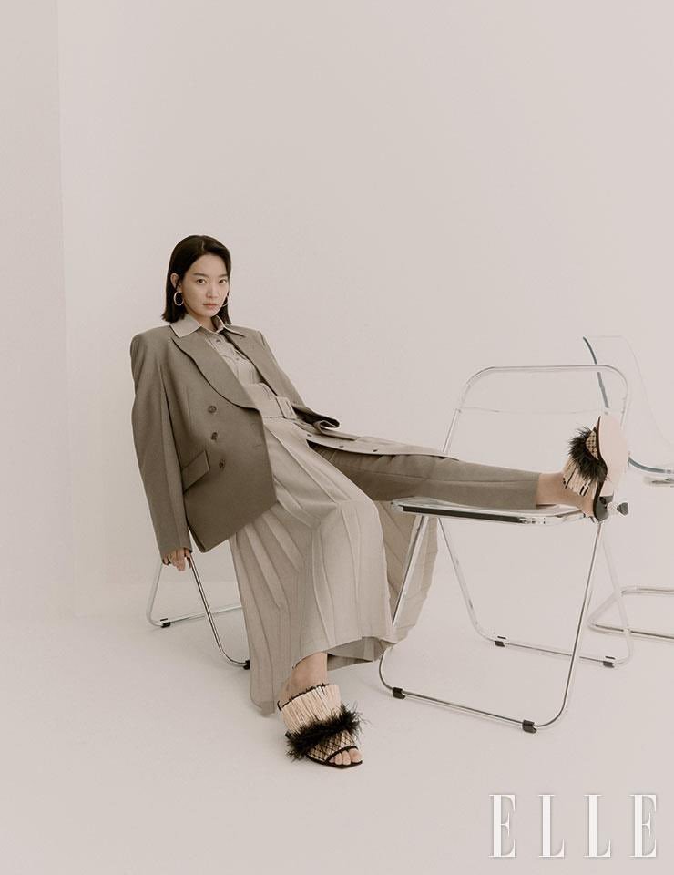 高清韩国首尔市美女申敏儿ELLEKorea四月刊封面写真图片图片