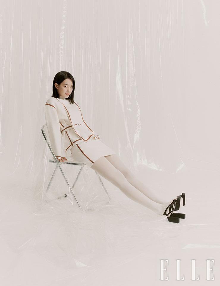 高清韩国首尔市美女申敏儿ELLEKorea四月刊封面写真图片图片