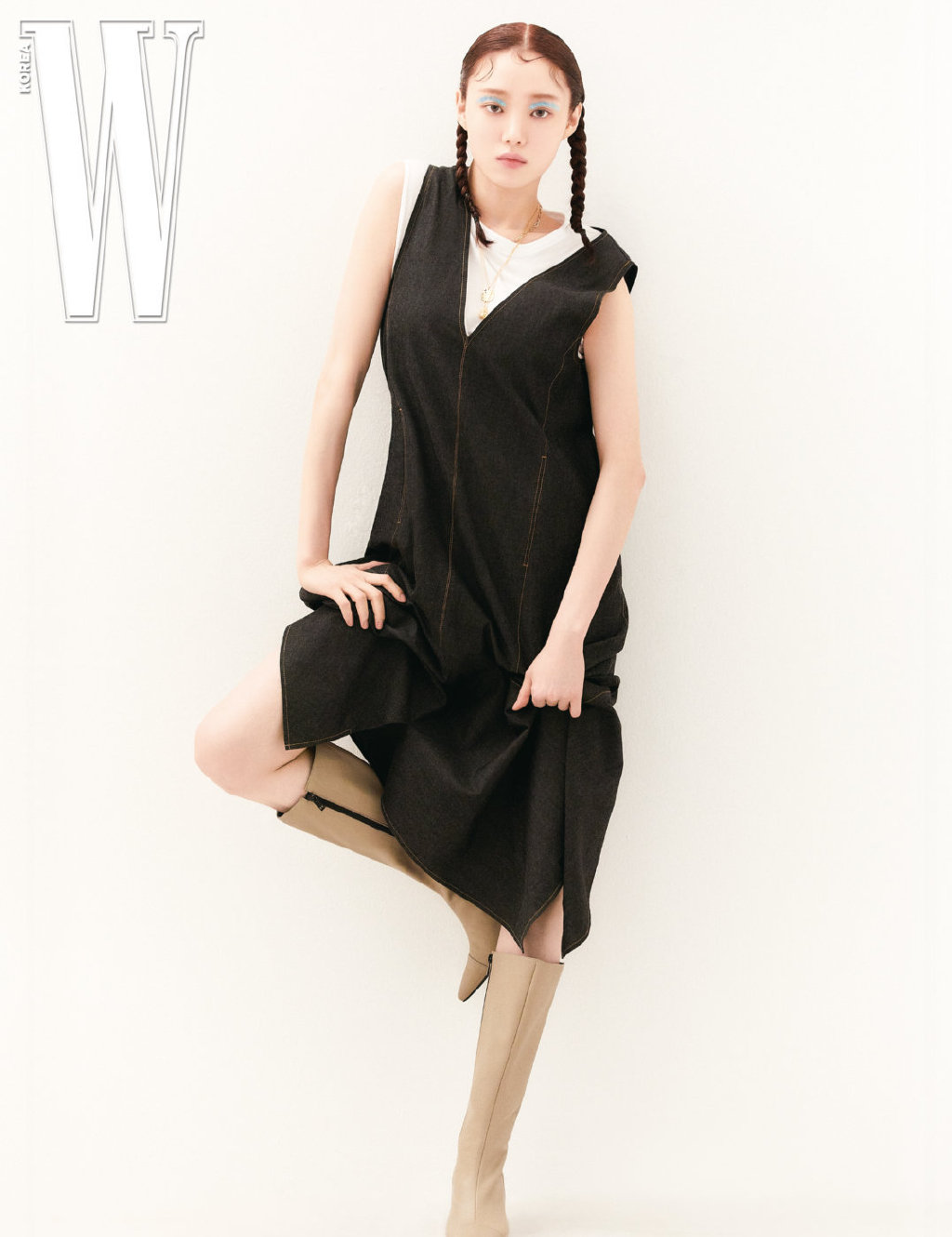 高清韩国女演员模特李圣经HarpersBazaar杂志写真图片图片
