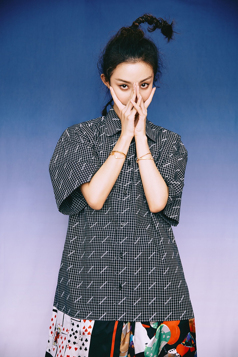 中国大陆北京女演员孙佳雨荣耀手机广告大片写真图片图片