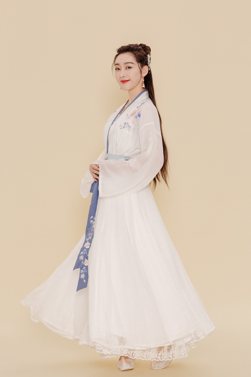 高清内地江苏省南京女演员宣璐清秀古装写真图片图片 高清内地江苏省南京女演员宣璐清秀古装写真图片图片