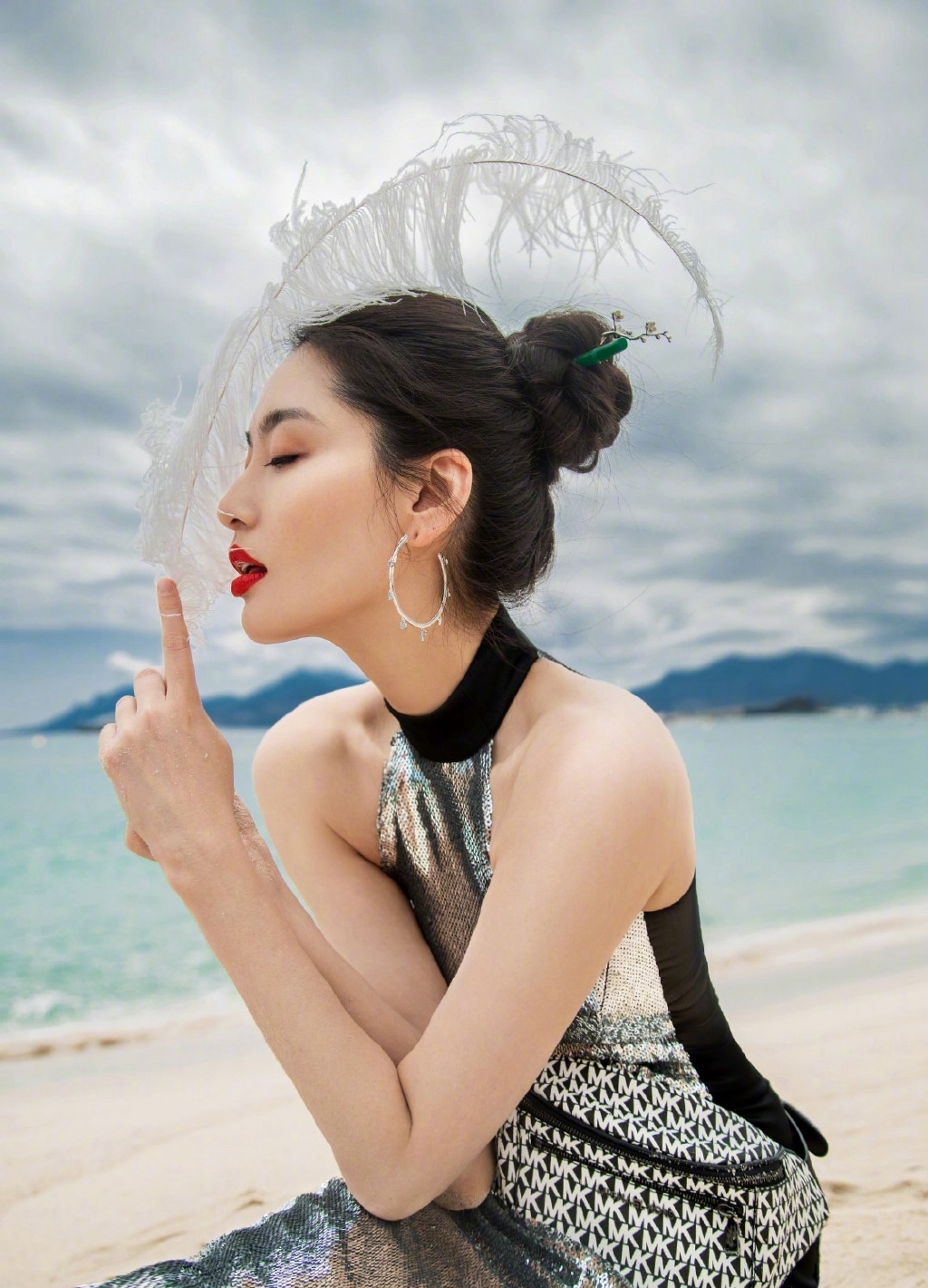 高清女星陈碧舸性感海边写真图片图片
