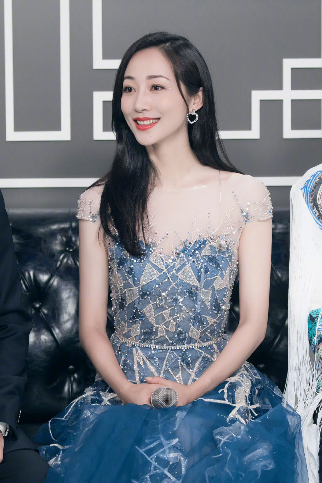 高清浙江美女女星火箭少女101徐梦洁写真花絮图片图片