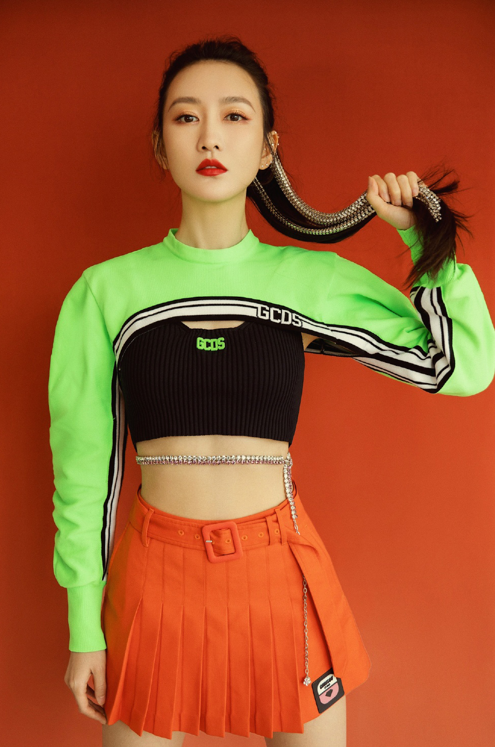 林允性感露脐装清爽写真图片图片