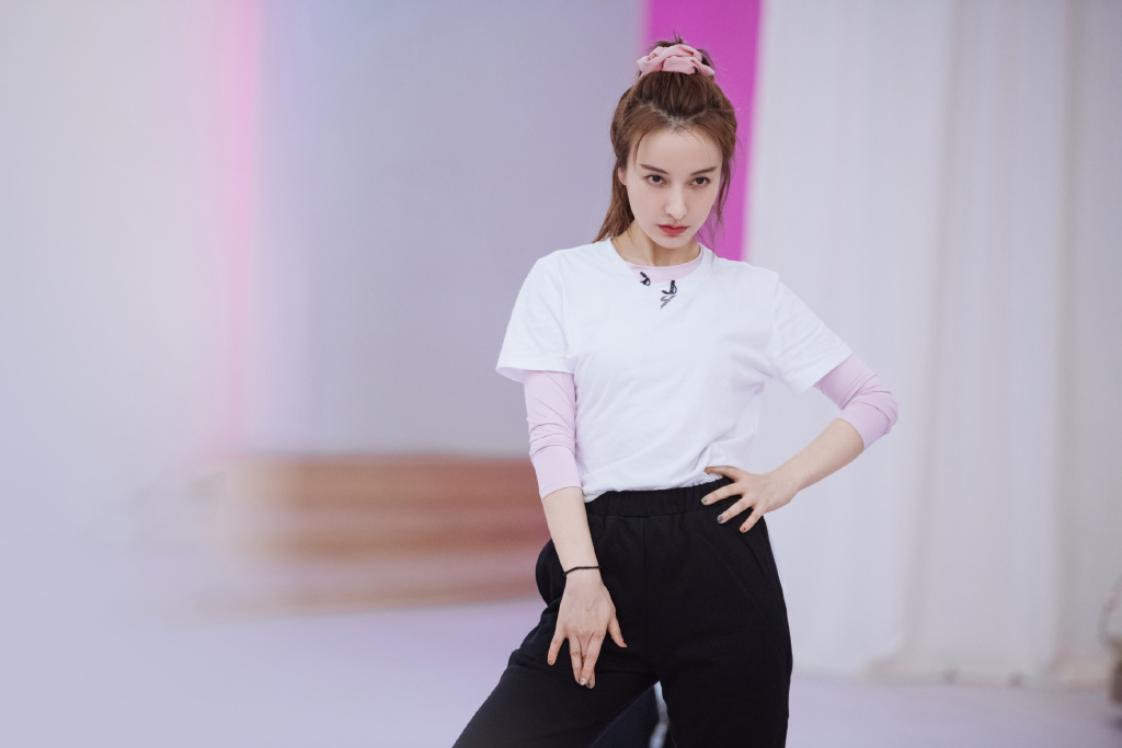 性感美女高兮妍抚媚诱惑迷人写真图片合集(二)图片