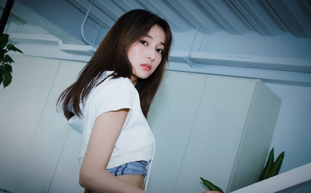 高清女明星李若宁清新养眼写真图片图片