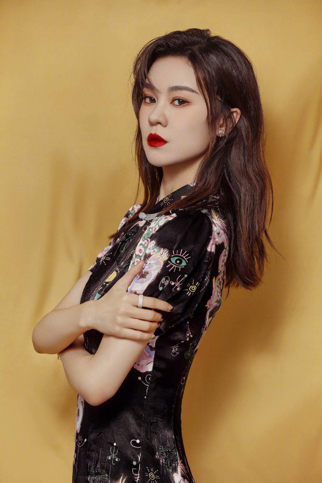 高清四川省成都市美女郁可唯粉色仙气写真图片图片