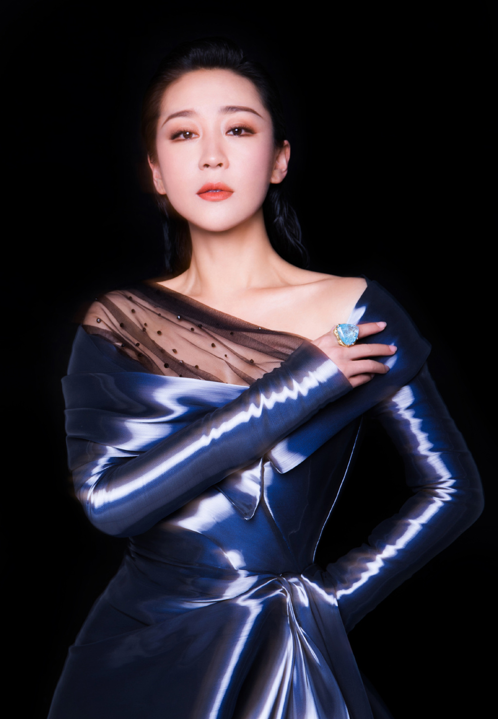 中国内地陕西省西安女演员苗圃性感写真图片图片