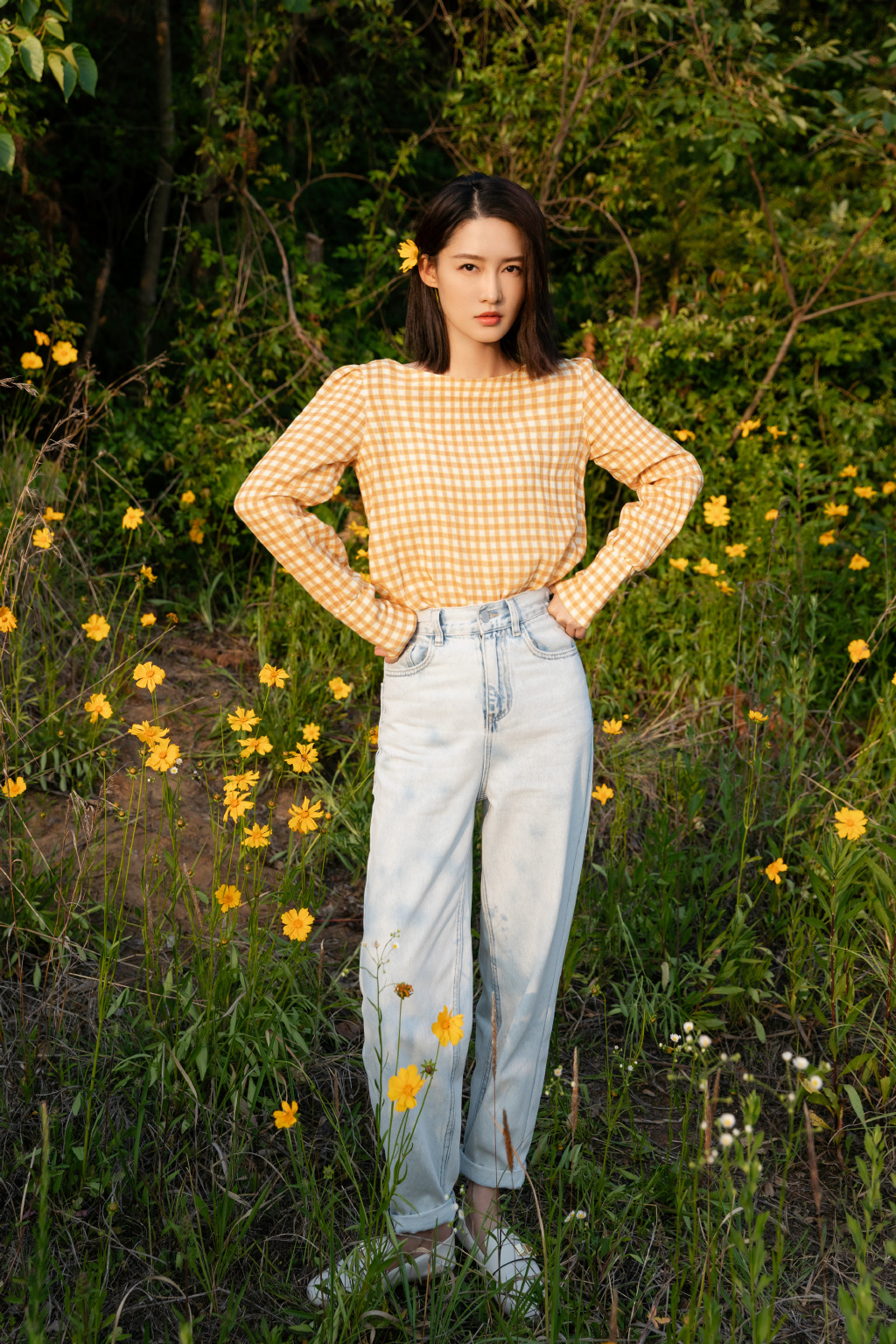 杨幂格子衫性感写真图片图片