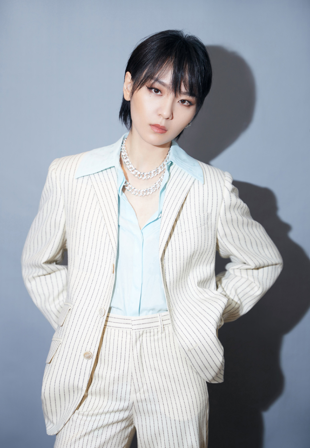 高清湖南长沙美女周笔畅镂空夹克甜酷写真图片图片