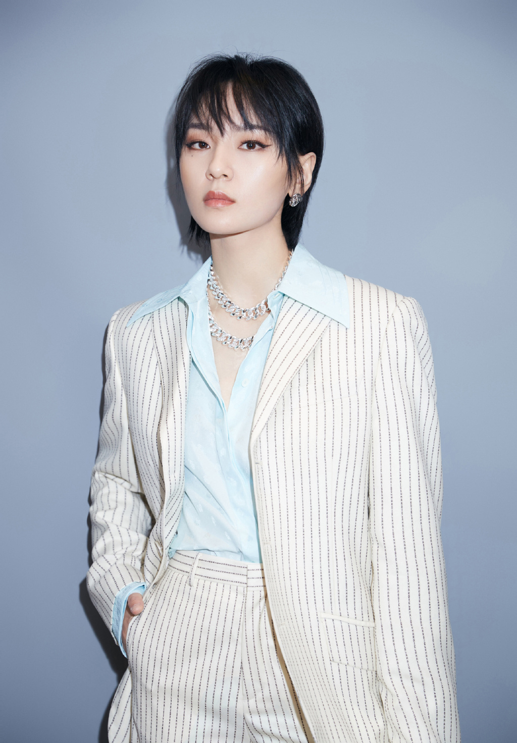 高清湖南长沙美女周笔畅镂空夹克甜酷写真图片图片