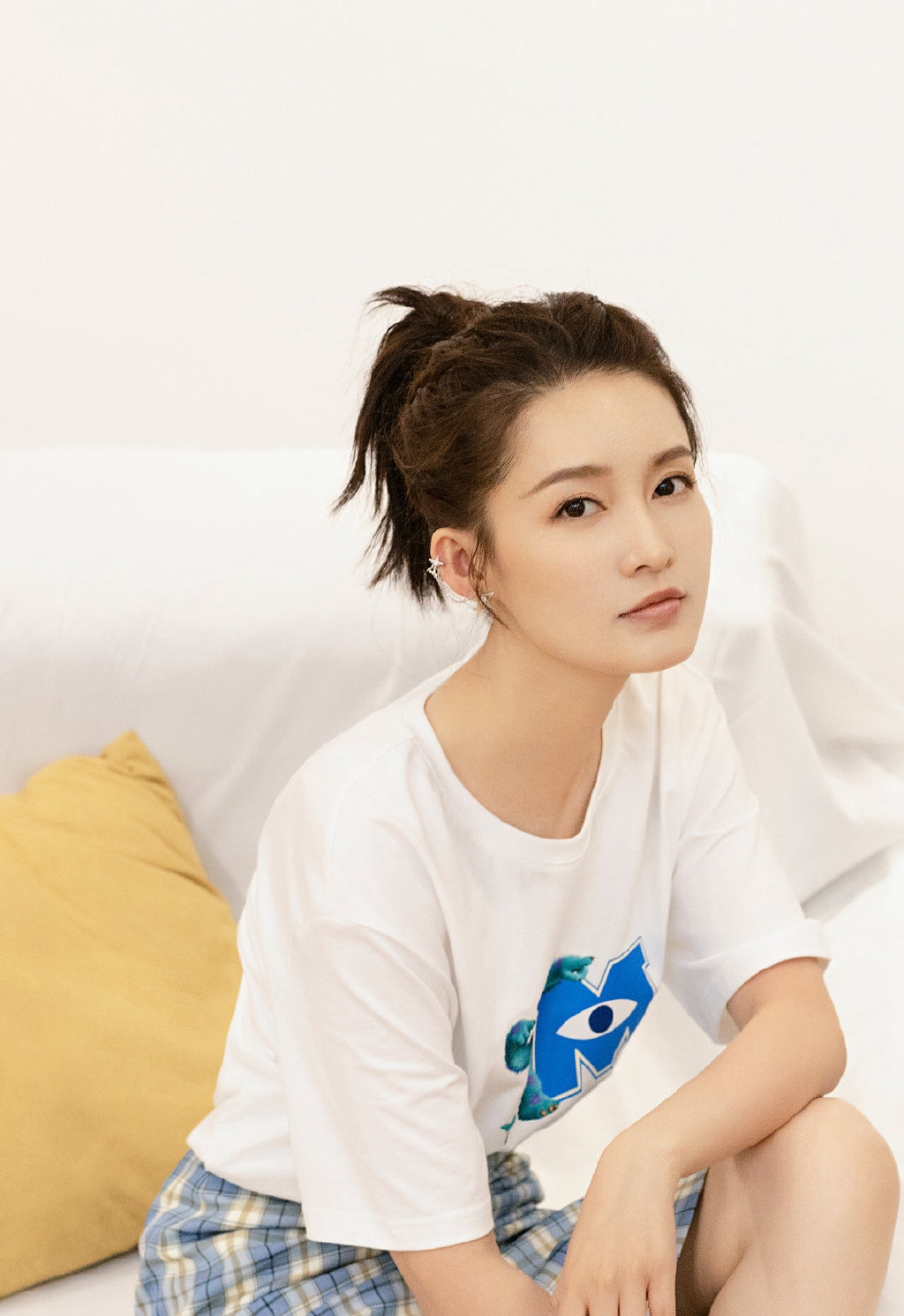 李沁图片