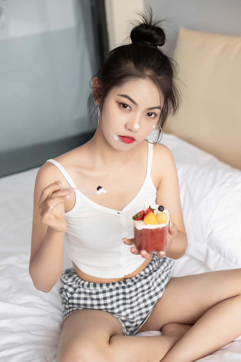 小蛮腰图片