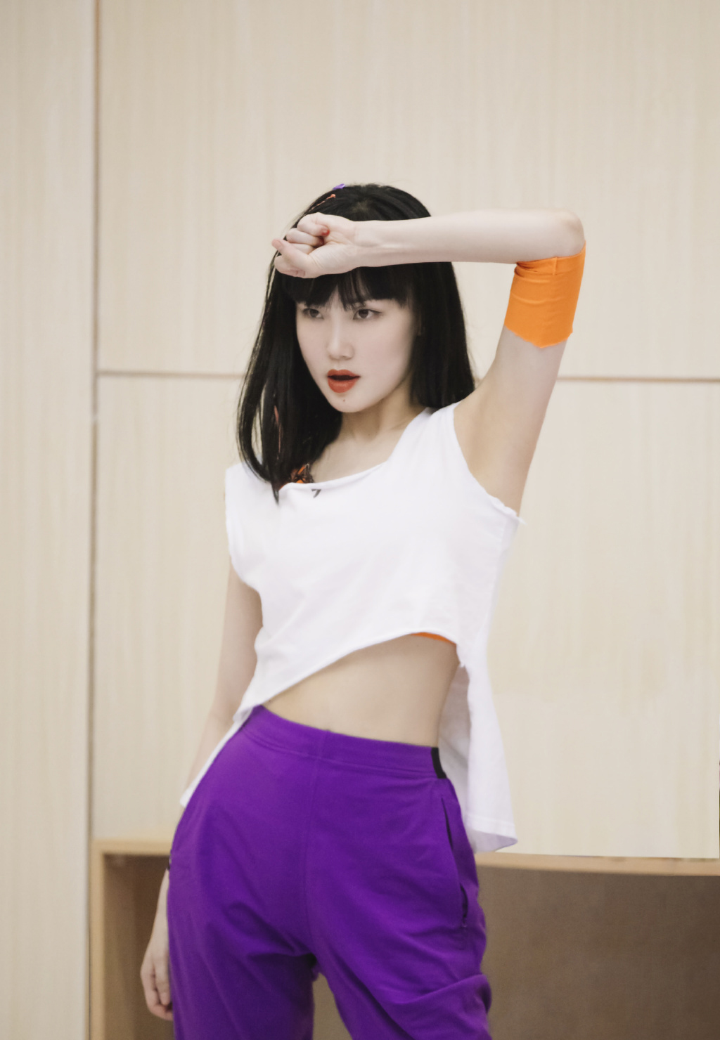 美女黄龄图片