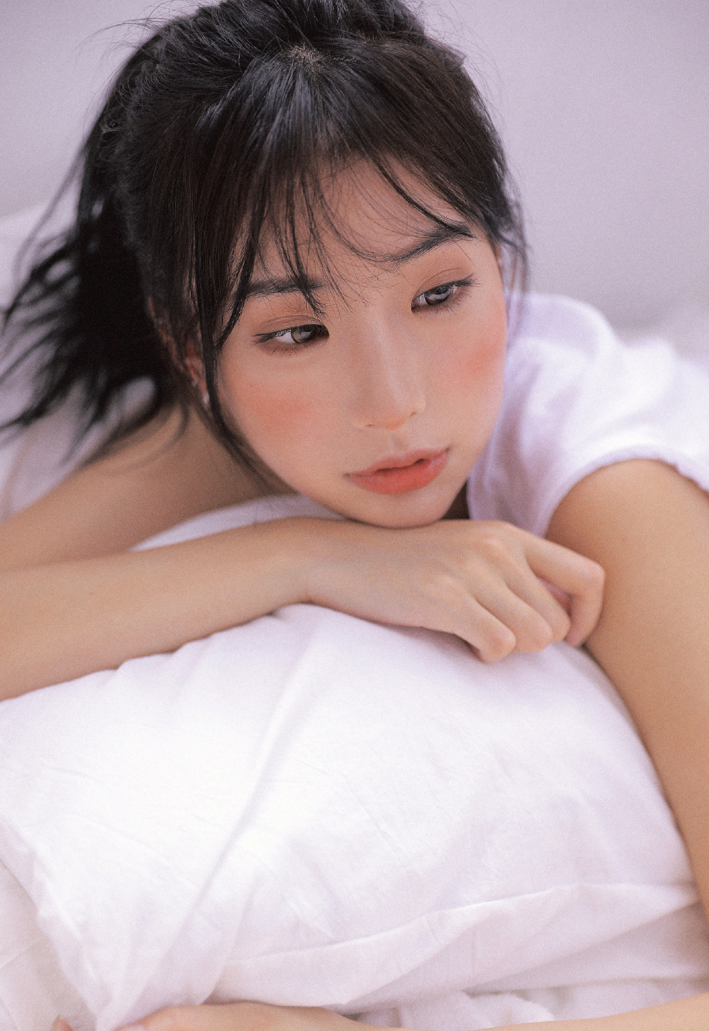 极品韩国嫩模写真性感火辣肉弹诱惑美女图图片