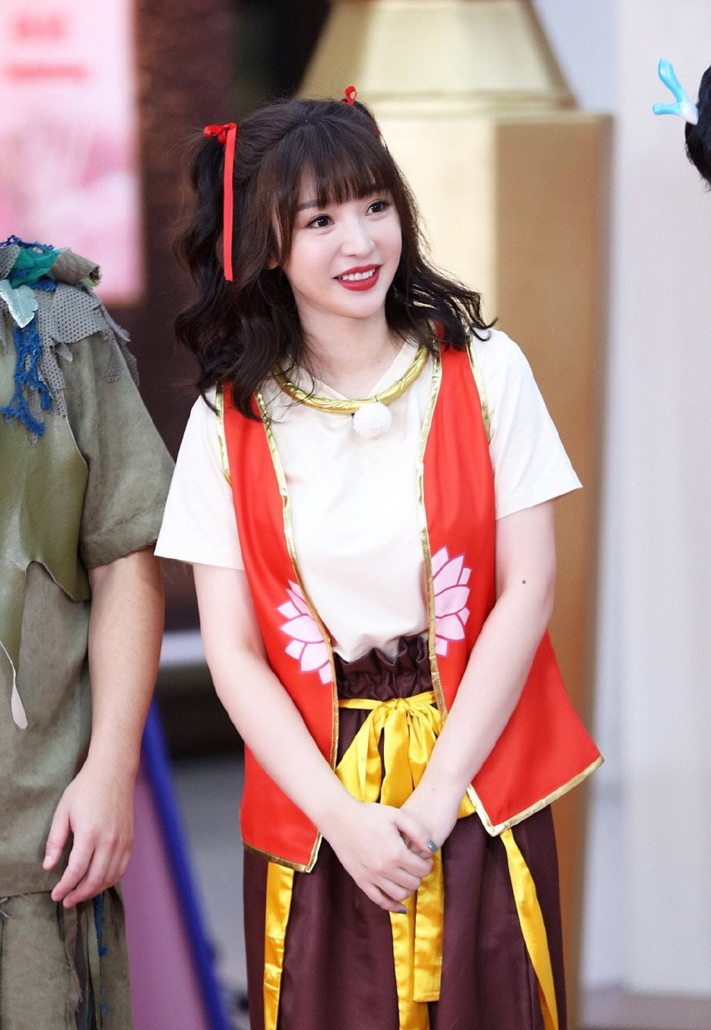 中国内地湖南衡阳女演员柳岩写真电脑桌面壁纸之网络美女图片